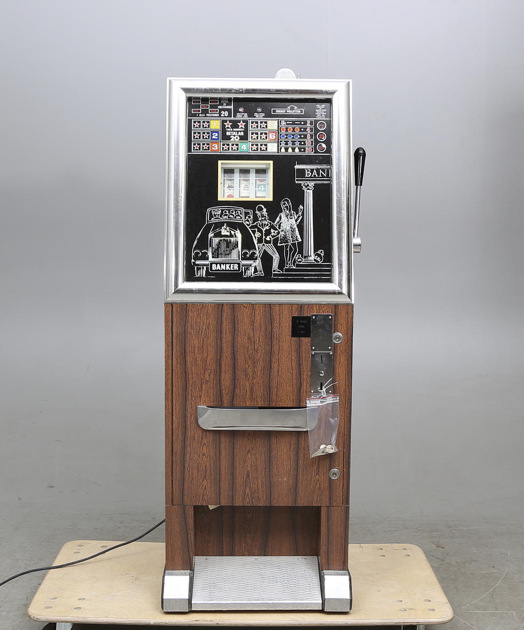 SPELMASKIN, så kallad enarmad bandit, 1900-talets andra hälft.