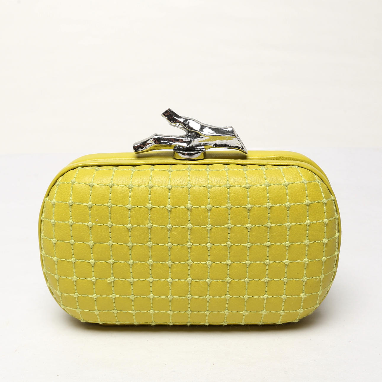 AFTONVÄSKA, Design Diane von Furstenberg.