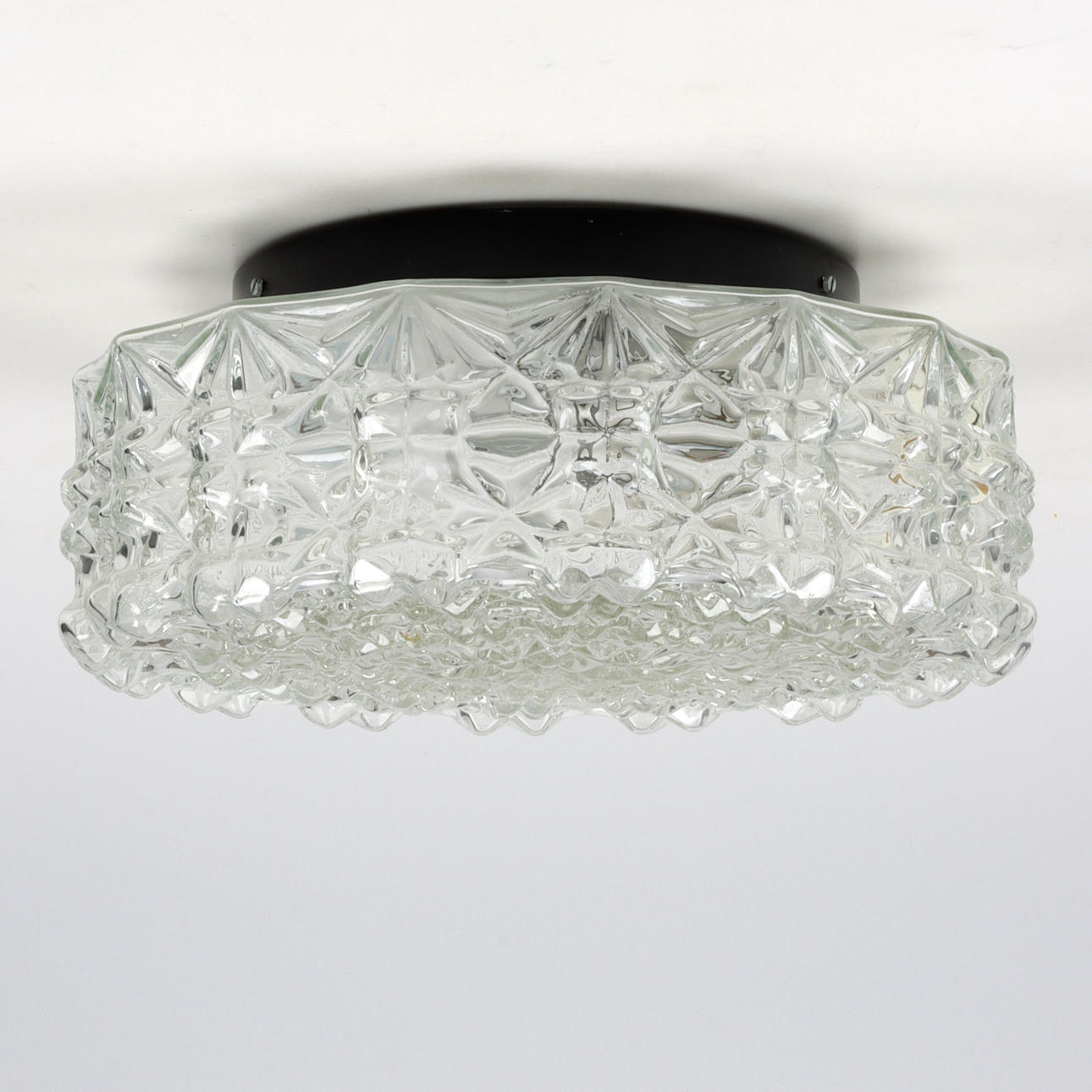 TAKLAMPA, glas, 1900-talets andra hälft.