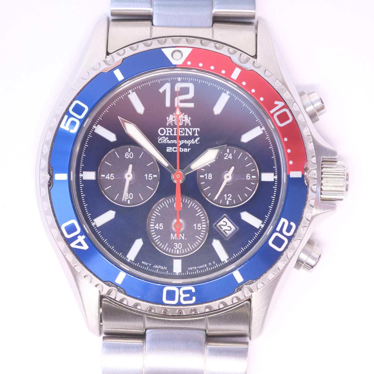 ORIENT. ARMBANDSUR. UR MAKO SERIEN. QUARTZ. SAMTIDA.