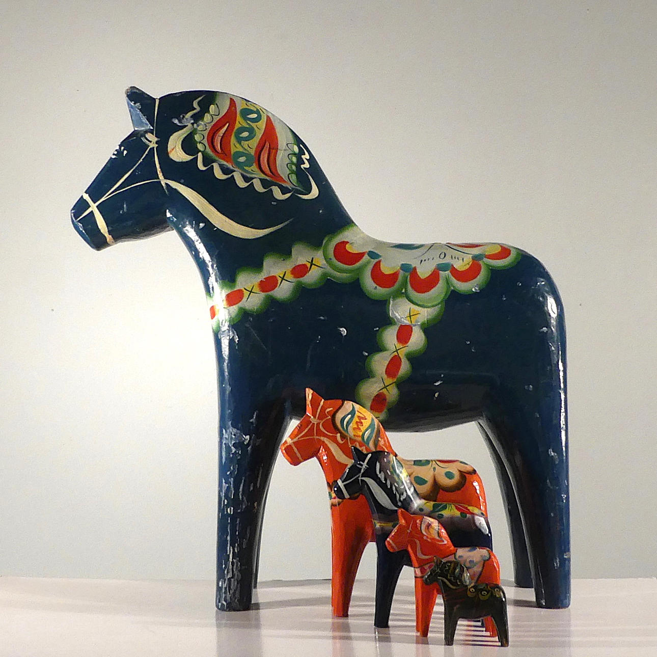 DALAHÄSTAR, 5 st, 7 - 50 cm.