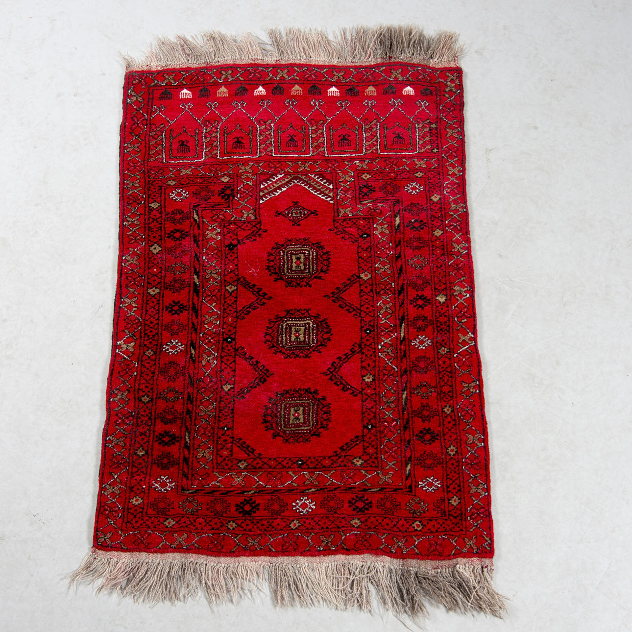 MATTA, orientalisk bönematta, 120 x 76 cm.