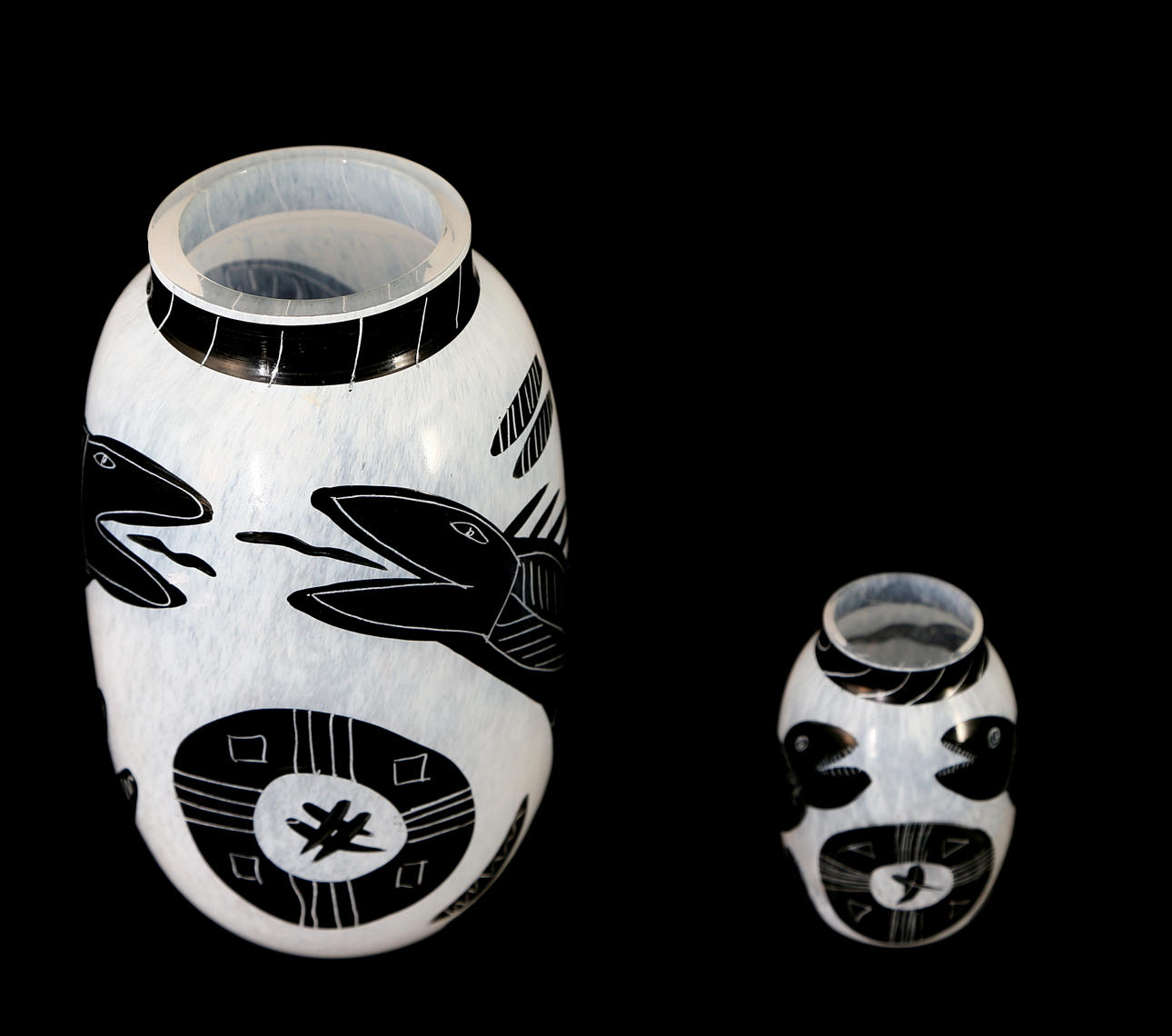 VASER, 2 st, glas, Caramba, Ulrica Hydman Vallien, Kosta Boda, signerade.