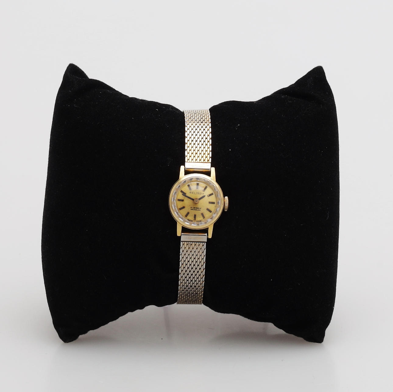 ARMBANDSUR, guld 18K, totalvikt 18 gram.