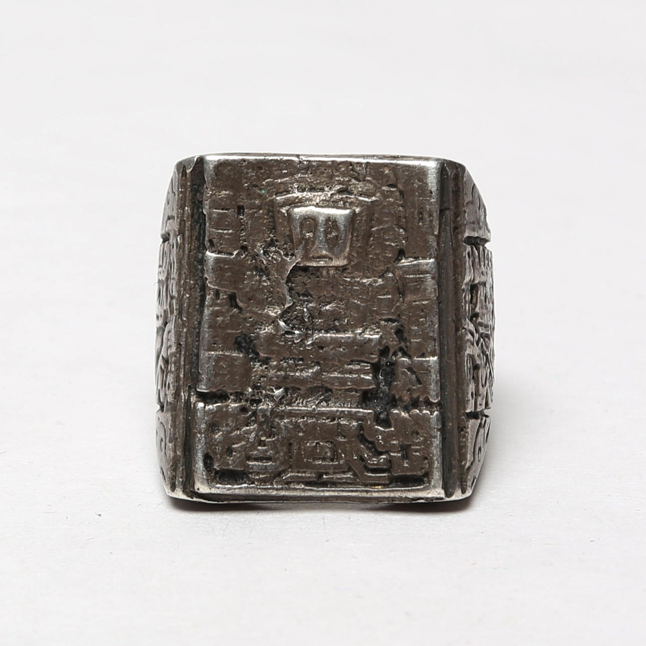 RING, silver, möjligen Sydamerika.