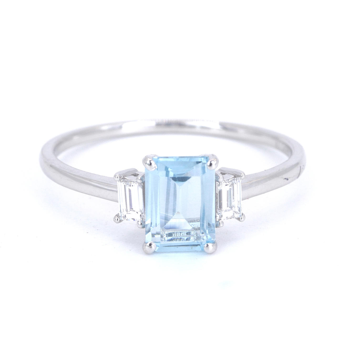 BLUE TOPAZ AND DIAMOND RING.