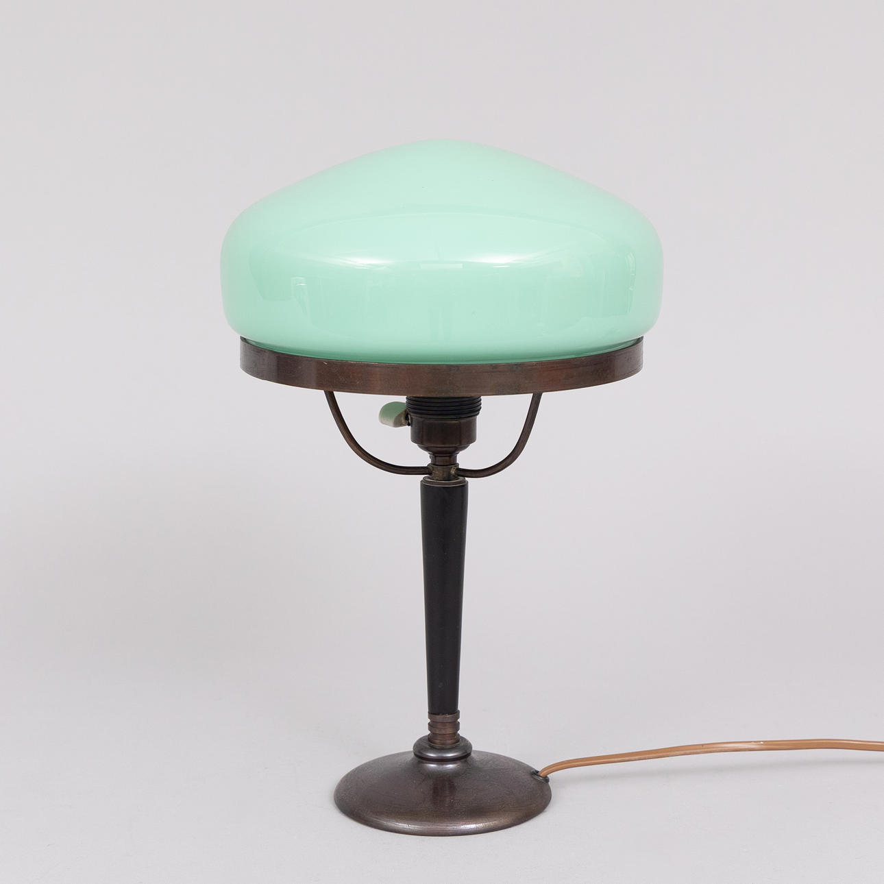 BORDSLAMPA, Strindbergmodell, 1900-tal.