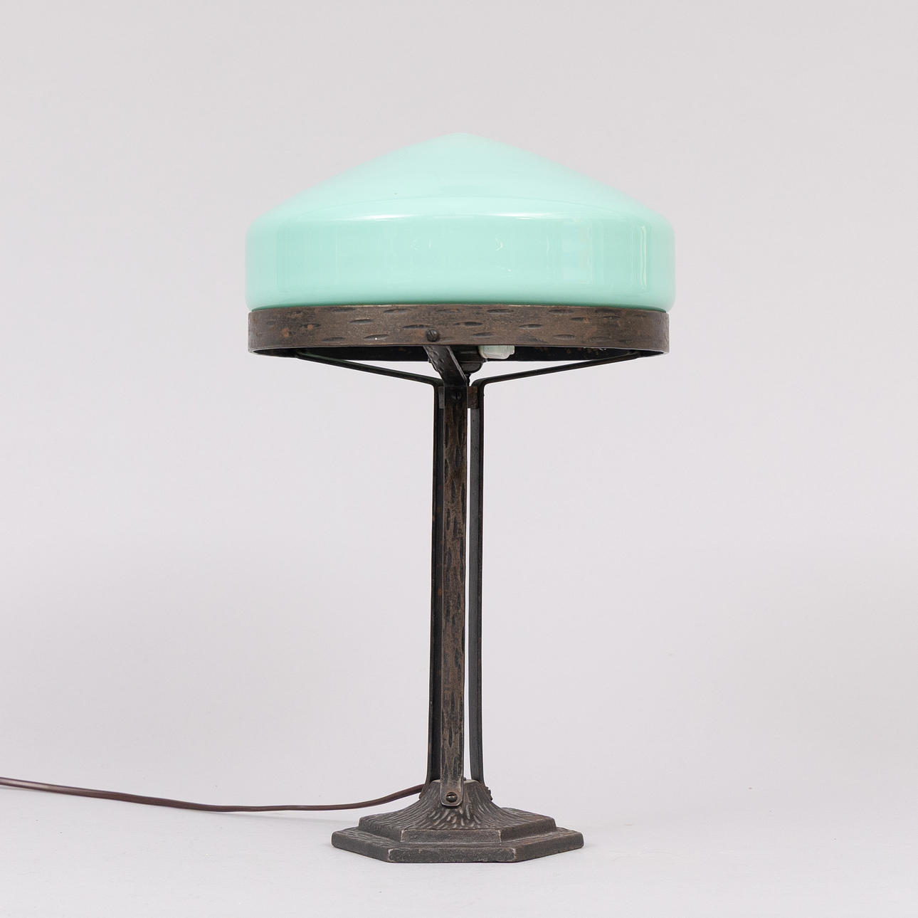 BORDSLAMPA, Strindbergmodell, 1900-tal.