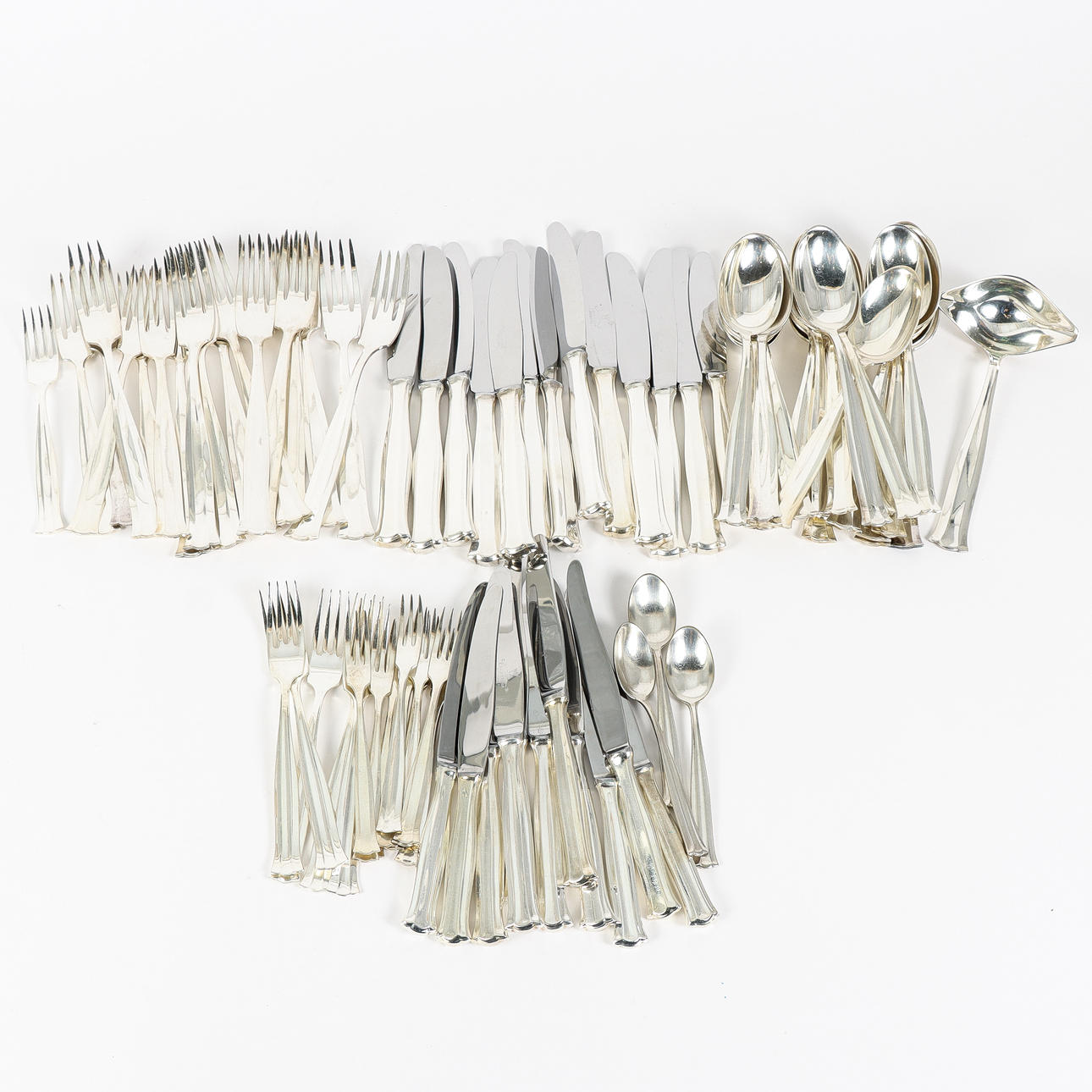 BESTICK nysilver 84 delar.