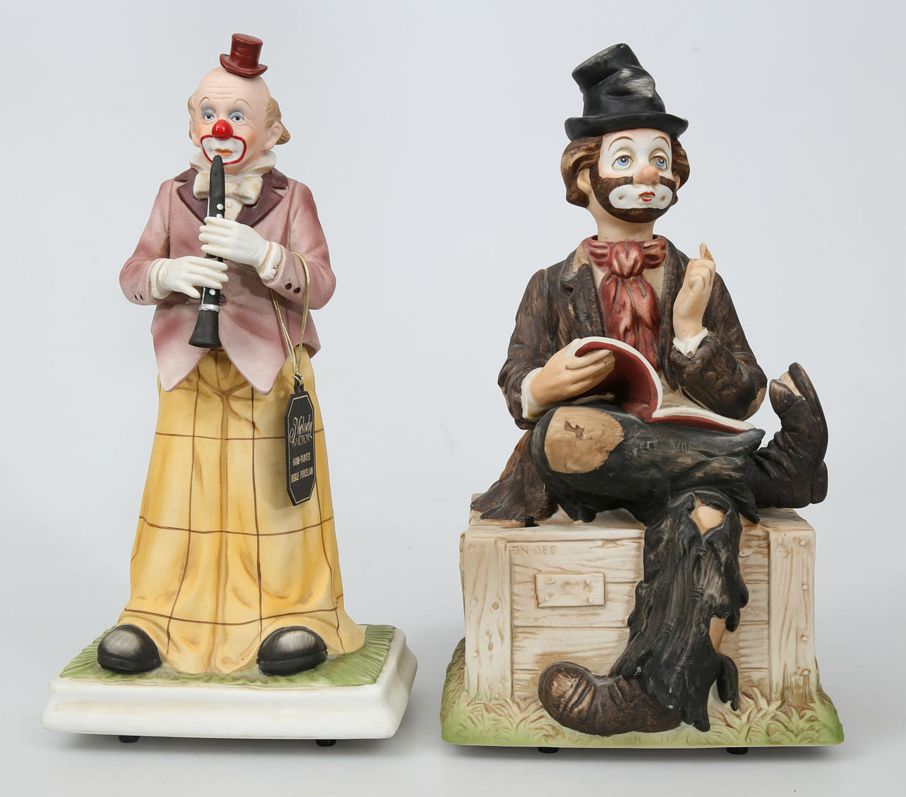 SPELDOSOR, porslin, Melody in Motion, 2 stycken, 1900-talets andra hälft.