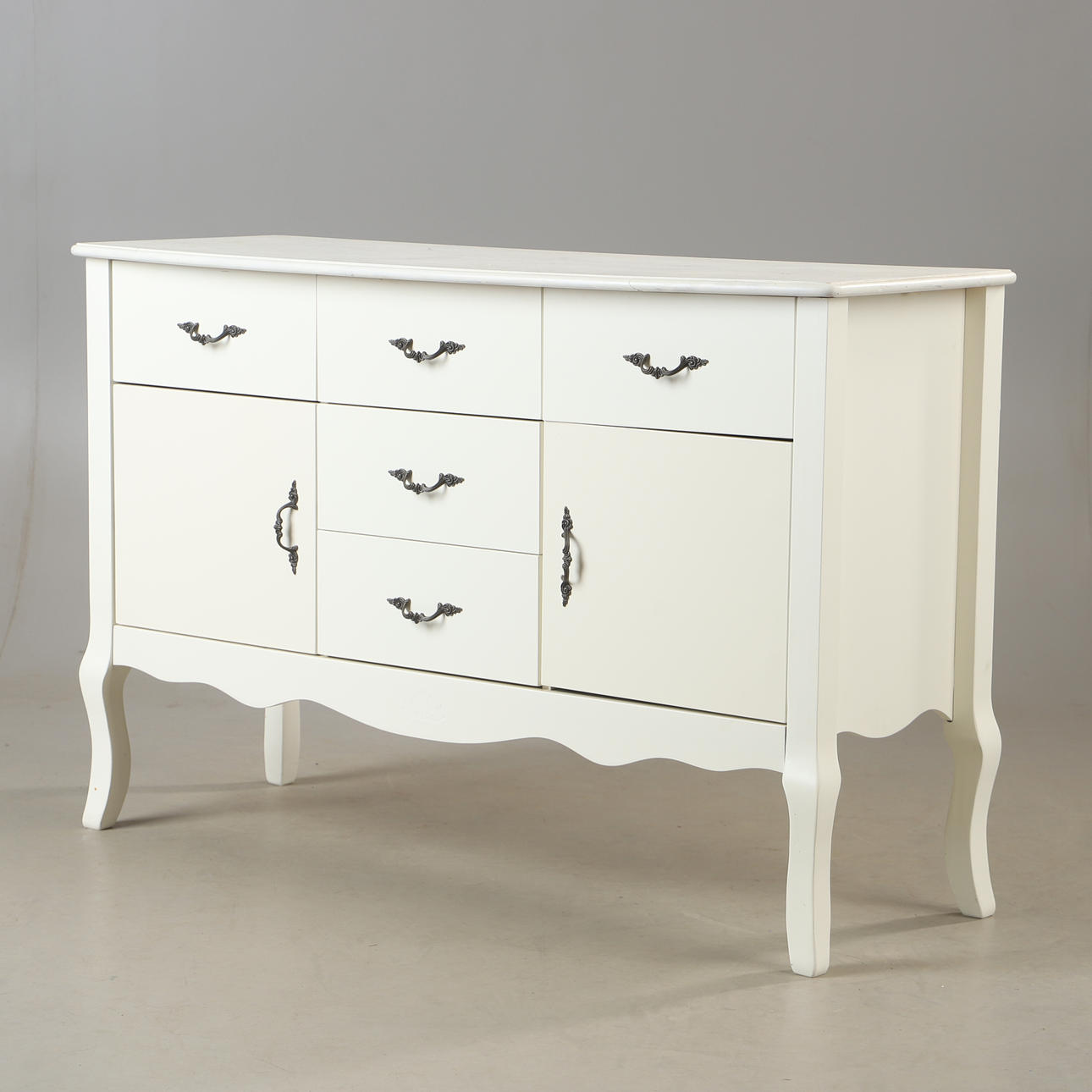 SIDEBOARD, vitlackerad, 2000-tal.