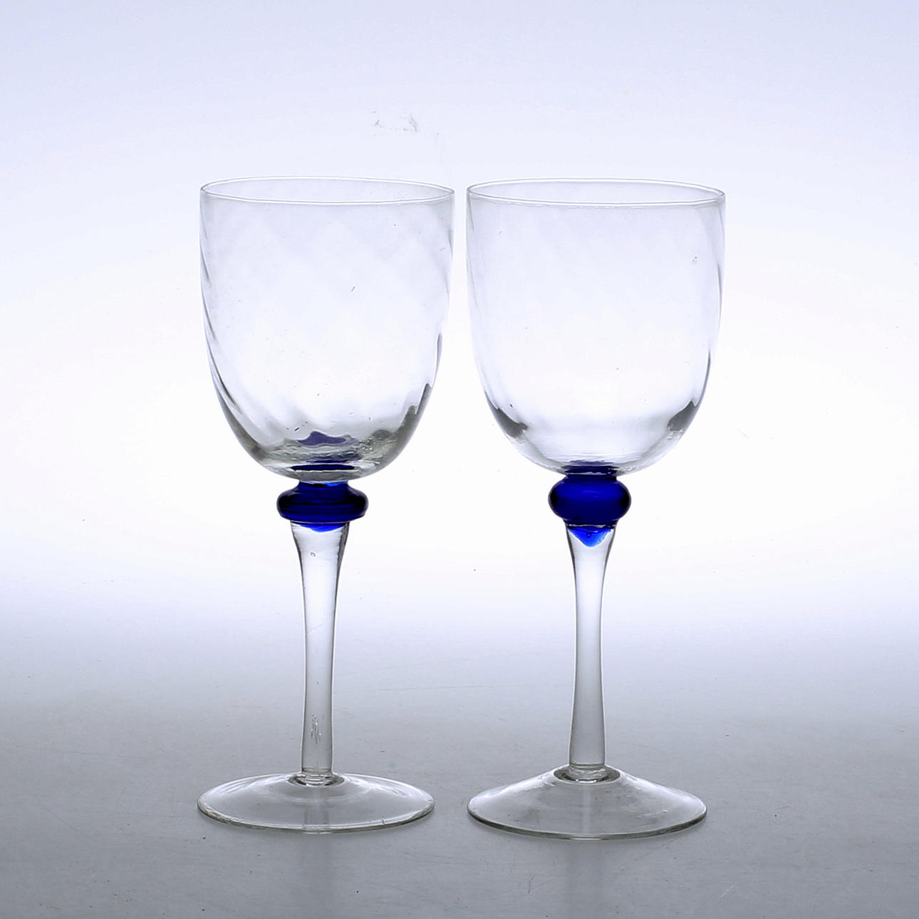 VINGLAS, 27 st, glas, 1900-talets senare del.