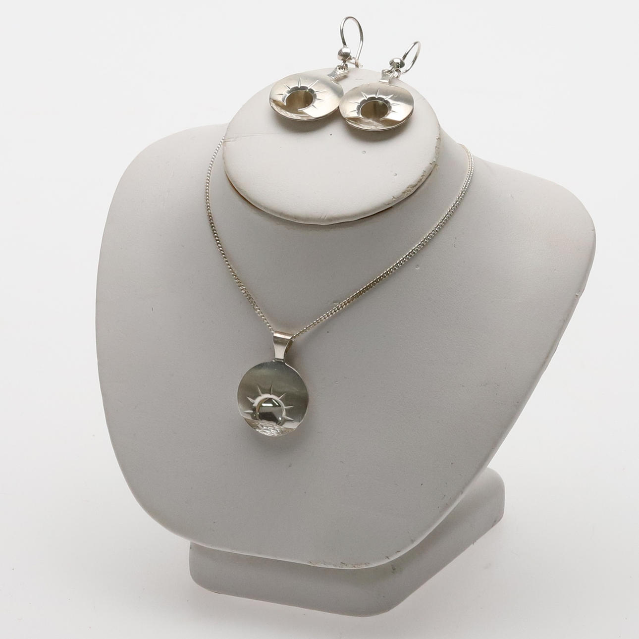 NECKLACE, 2 EARRINGS, MIDNIGHT SUN, SILVER.