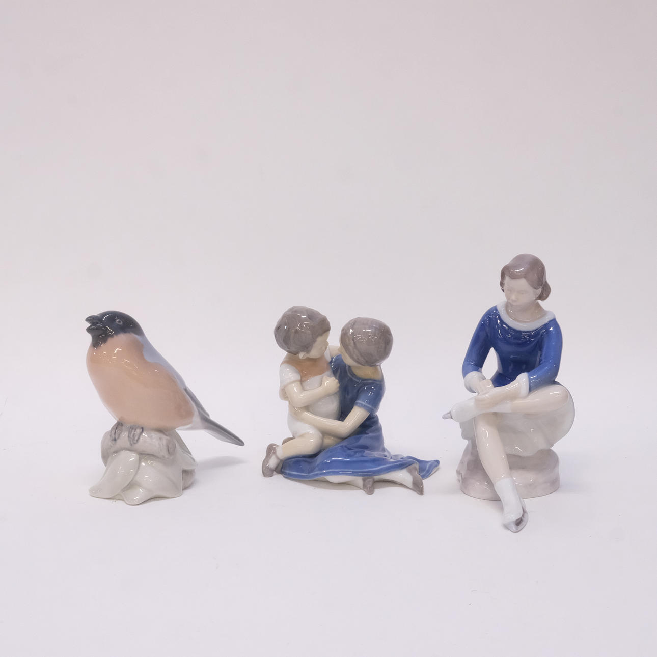 FIGURINER, BING & GRÖNDAHL, TRE STYCKEN.
