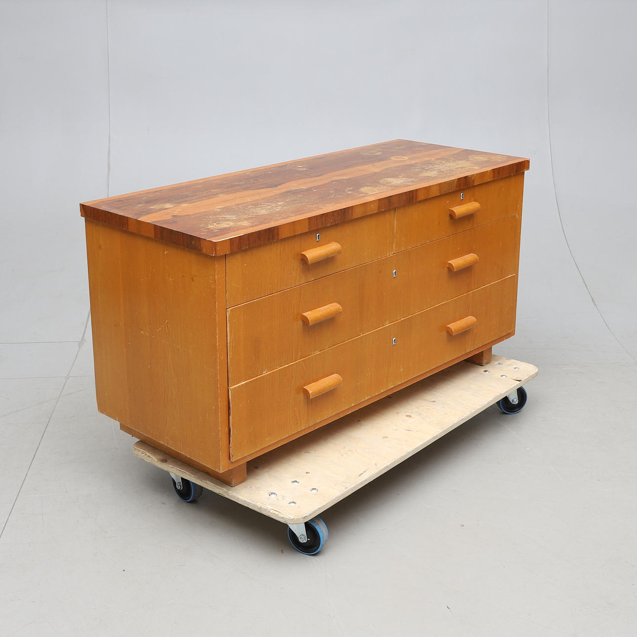 BYRÅ, Scandinavian Modern, 1930-/40-tal.
