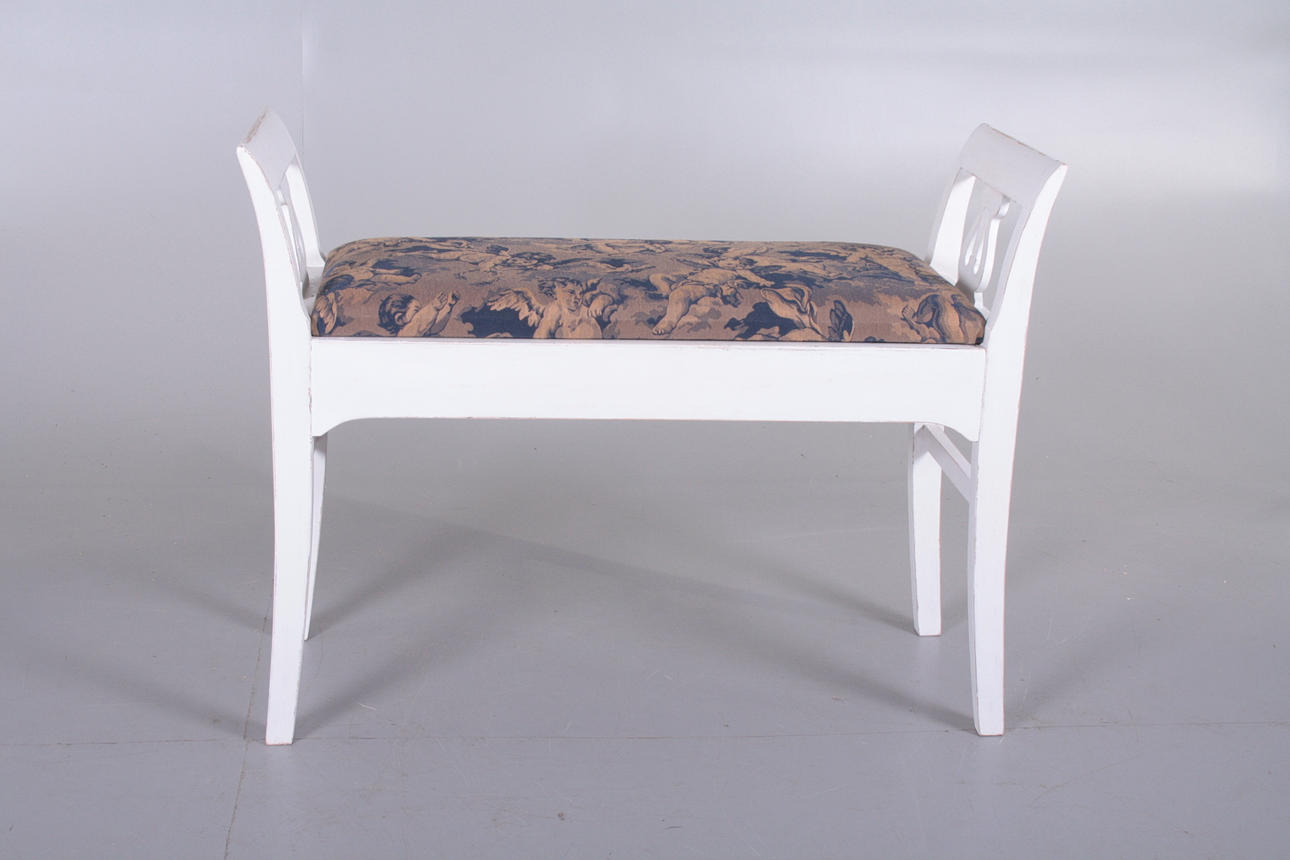 PIANOPALL, Karl-Johan stil, 1900-tal.