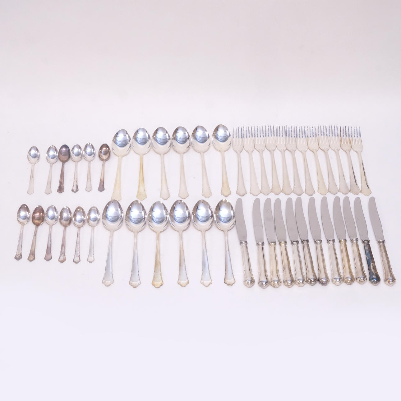 BESTICKUPPSÄTTNING, SILVER, "CHIPPENDALE", 48 DELAR.