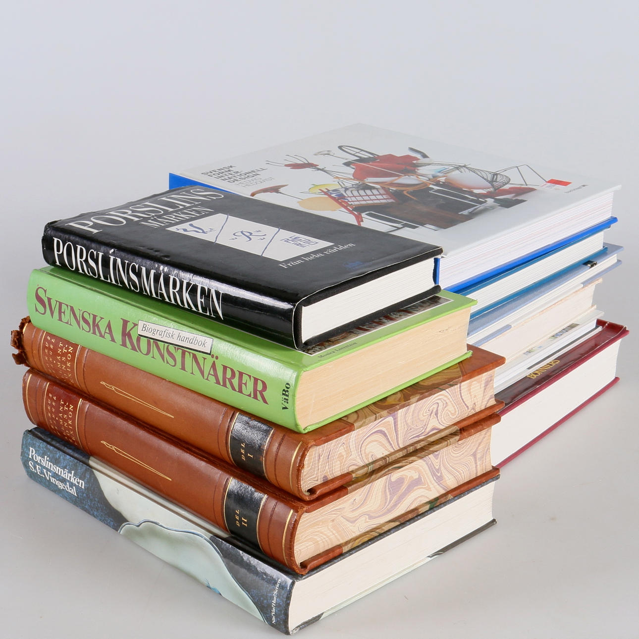 BÖCKER, om antikviteter, 11 st. Delvis "Svensk form, internationell design", Hedvig Hedqvist, Bokförlaget DN.