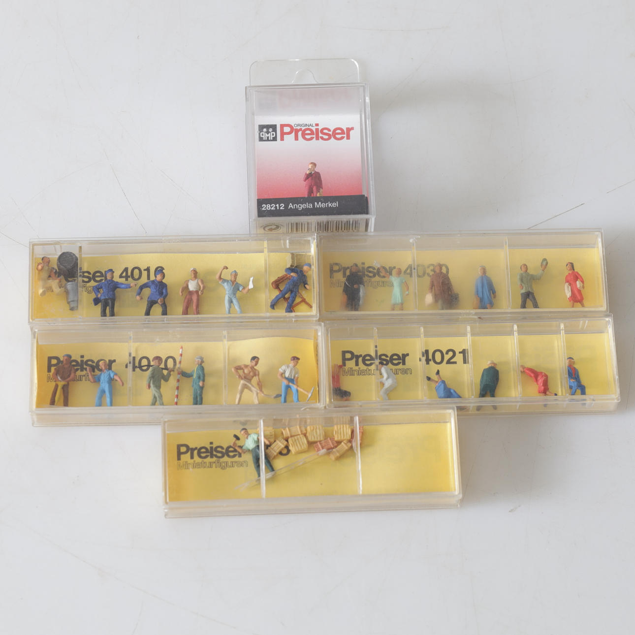 FIGURER, 26 st. H0, Preiser, Tyskland.
