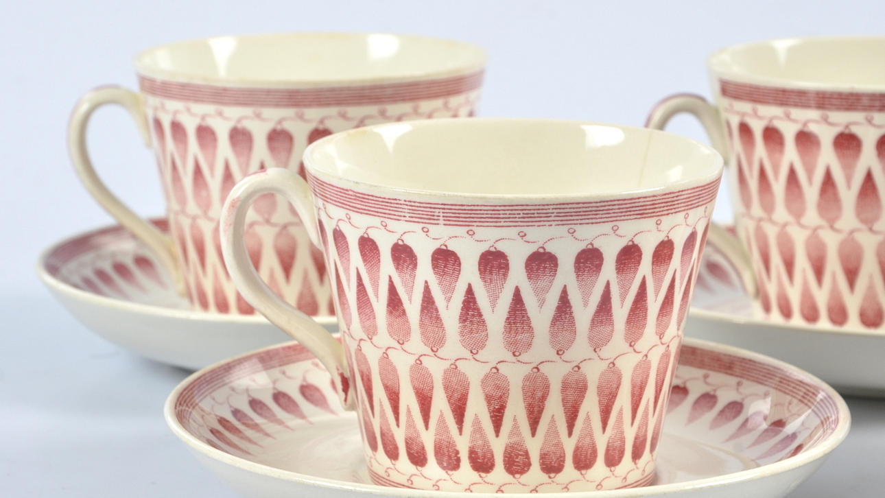 TEKOPPAR MED FAT, 5 st, "Lillemor", Arthur Percy, Gefle.