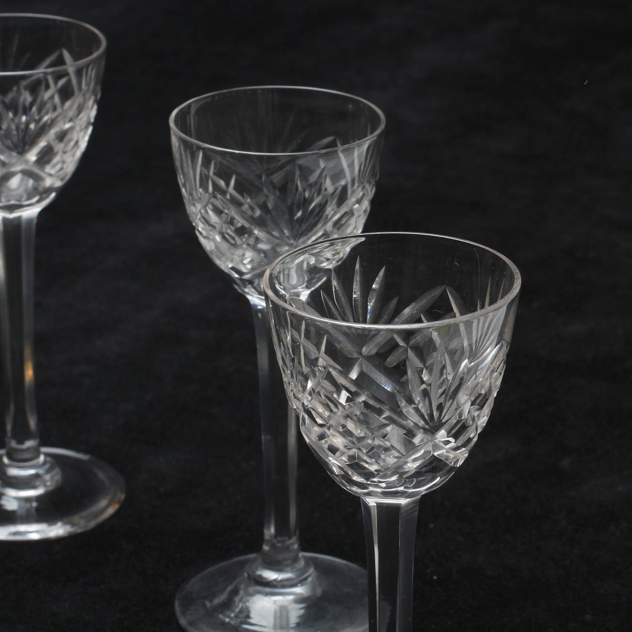 LIKÖRGLAS, 12 st. Helga-slipning, 1900-tal.