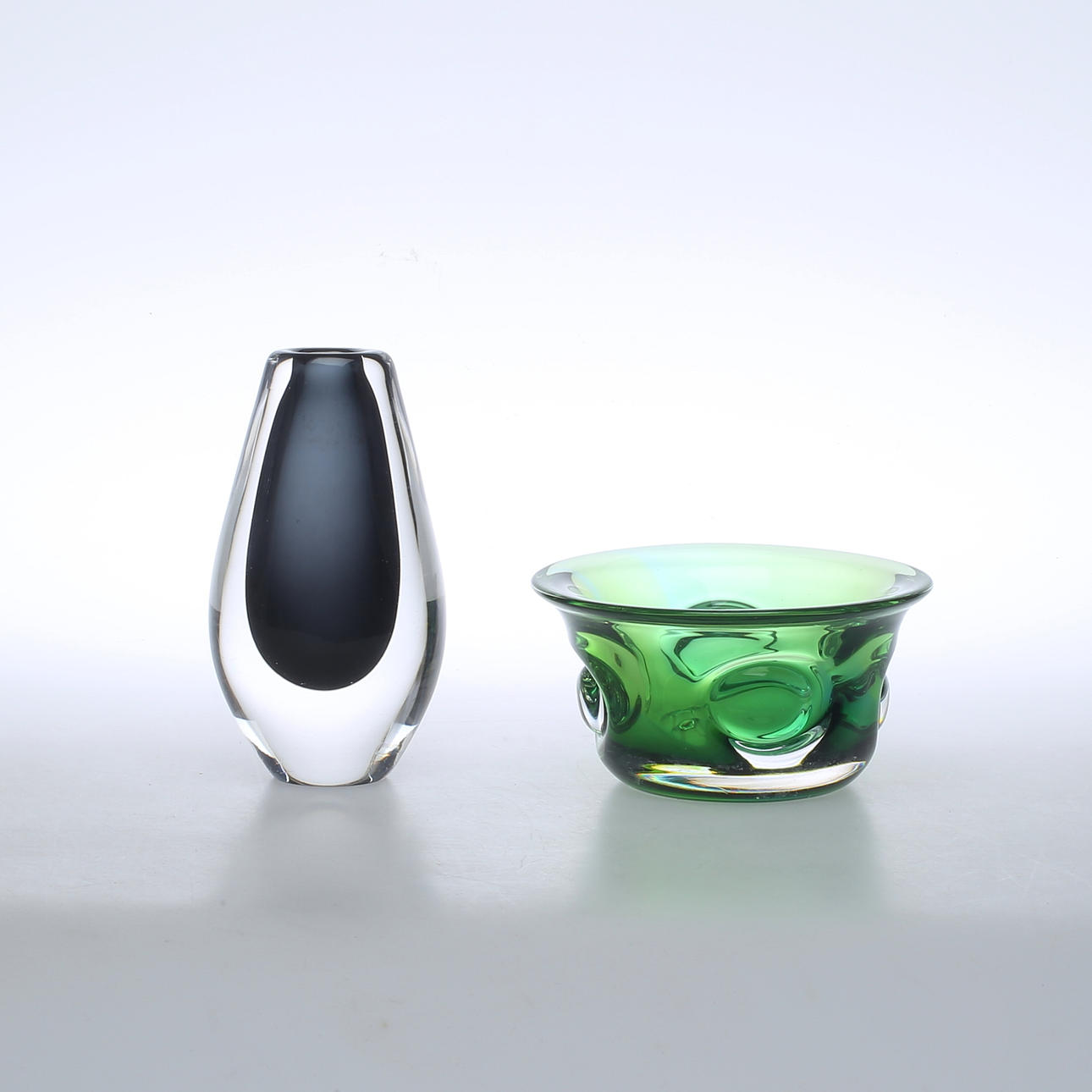 VAS samt SKÅL, glas, Sven Palmqvist, Orrefors, Göran Wärff, Kosta.