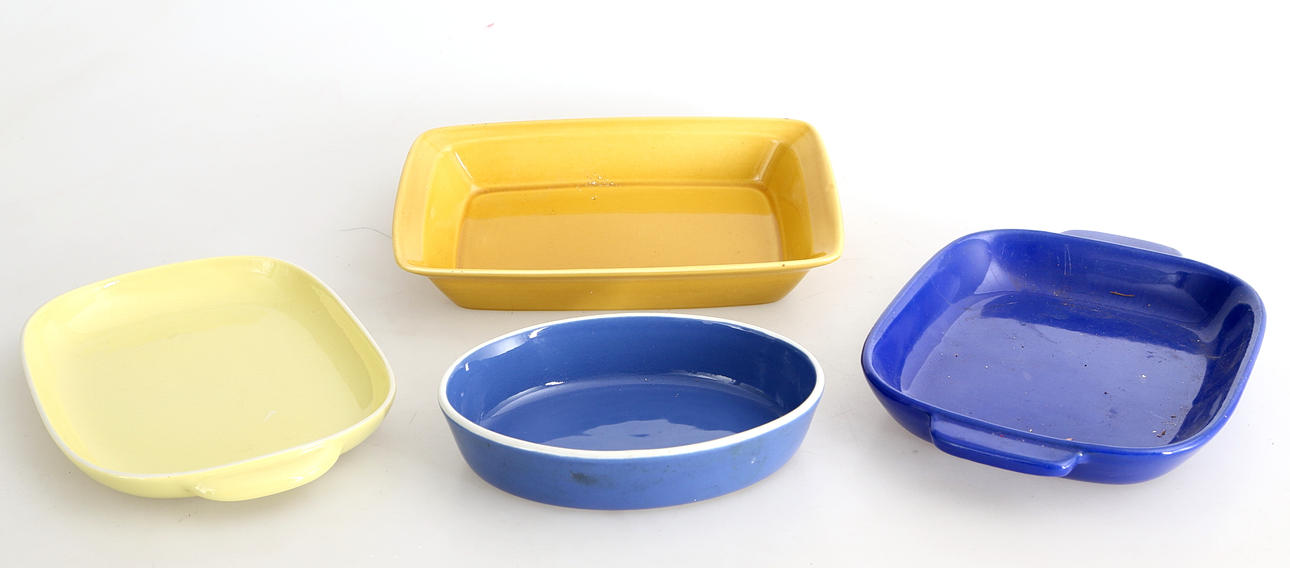 UGNSFORMAR, 4 st, keramik, bland annat Gefyr, 1900-talets mitt.