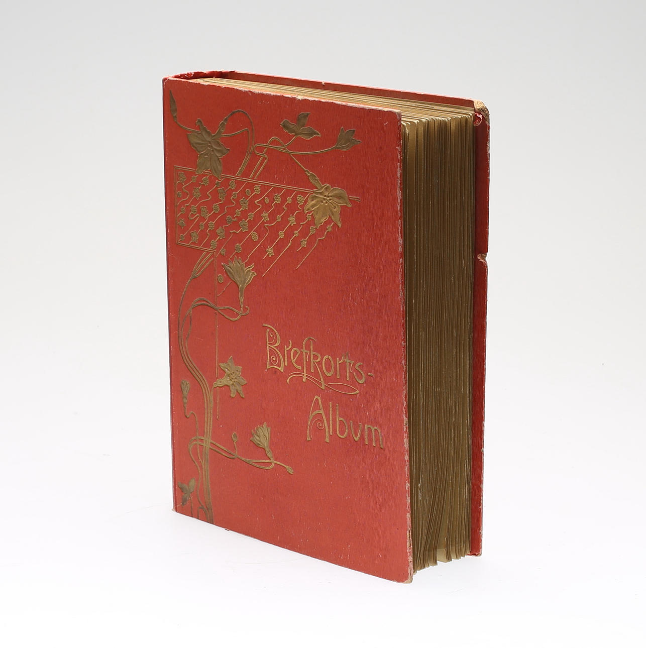 BREFKORTSALBUM / BREVKORTSALMBUM, ca 200 st, 1900-talets första hälft.