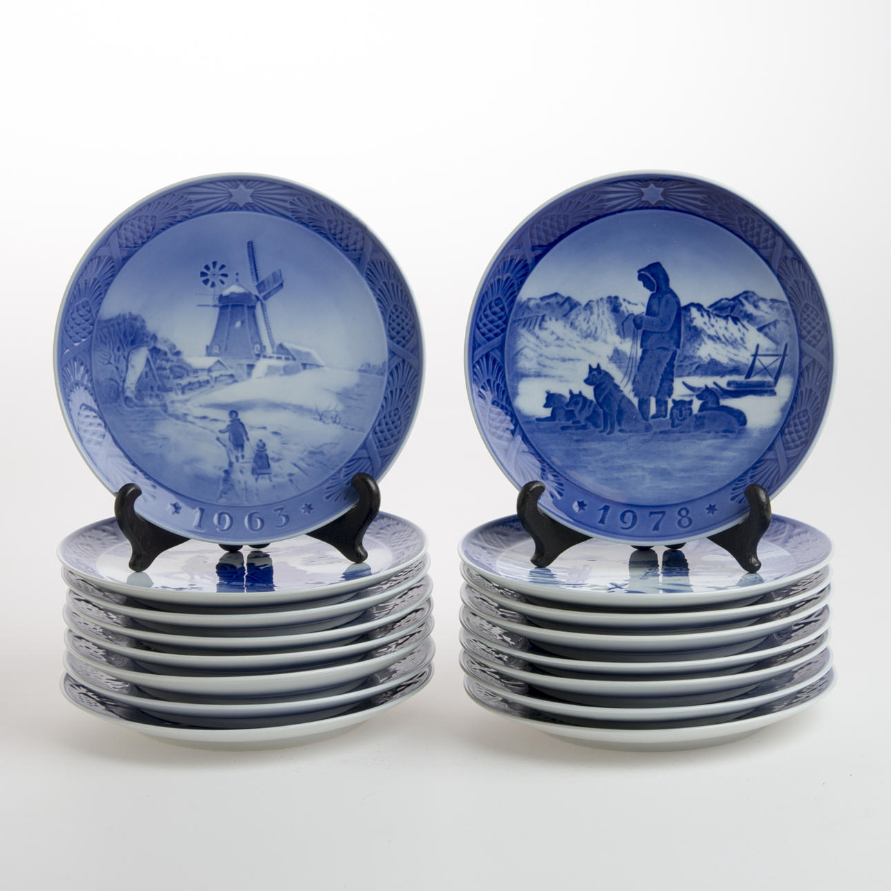 JULTALLRIKAR, 16 stycken, Royal Copenhagen.