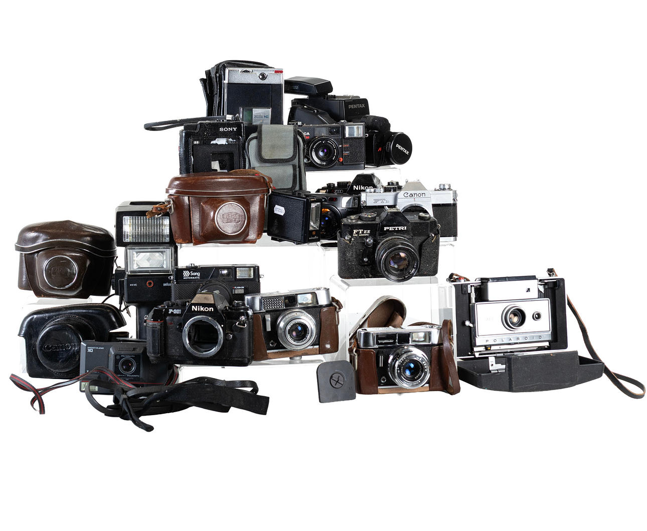 KAMEROR, ett parti b.la nikon mfl.