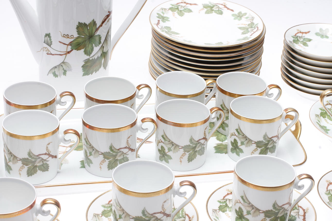 SERVISDELAR, porslin, 32 delar. "Vinranka", Hackefors, 1900-talets andra hälft.