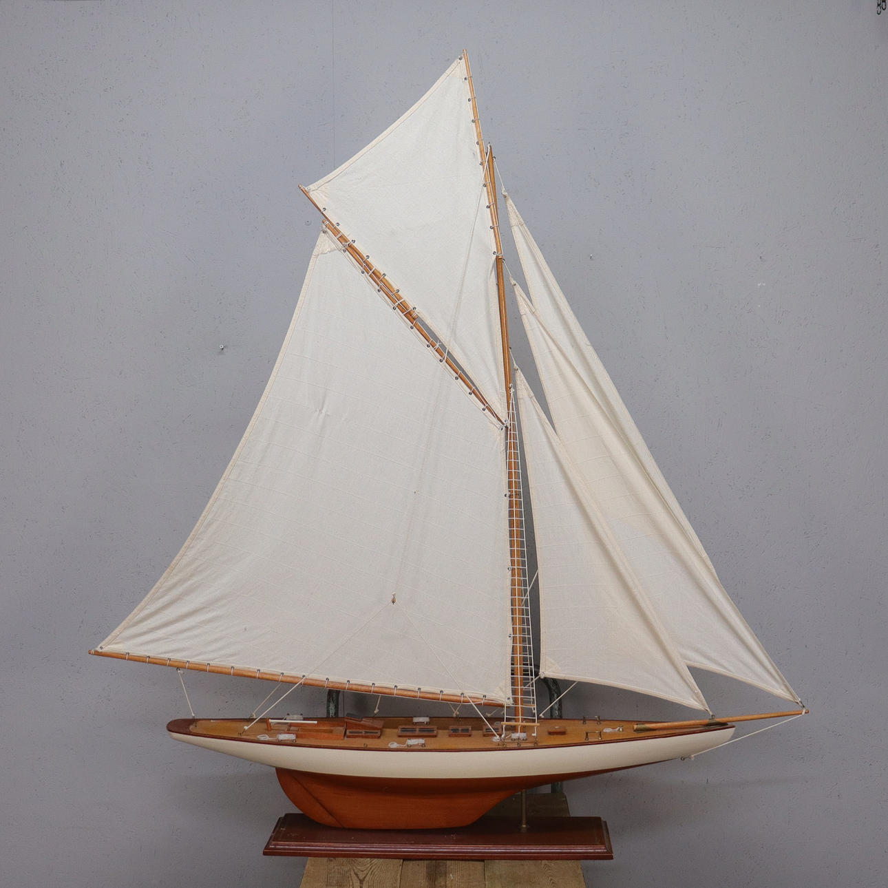 MODELLSKEPP, segelbåt.