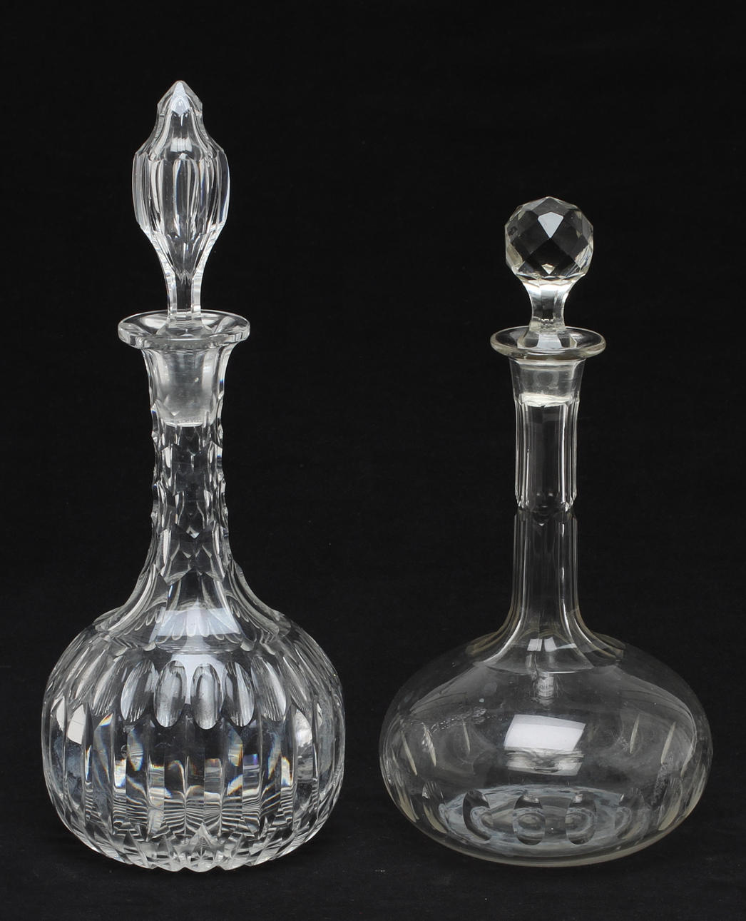 KARAFFER, 2 st, glas, 1900-tal.