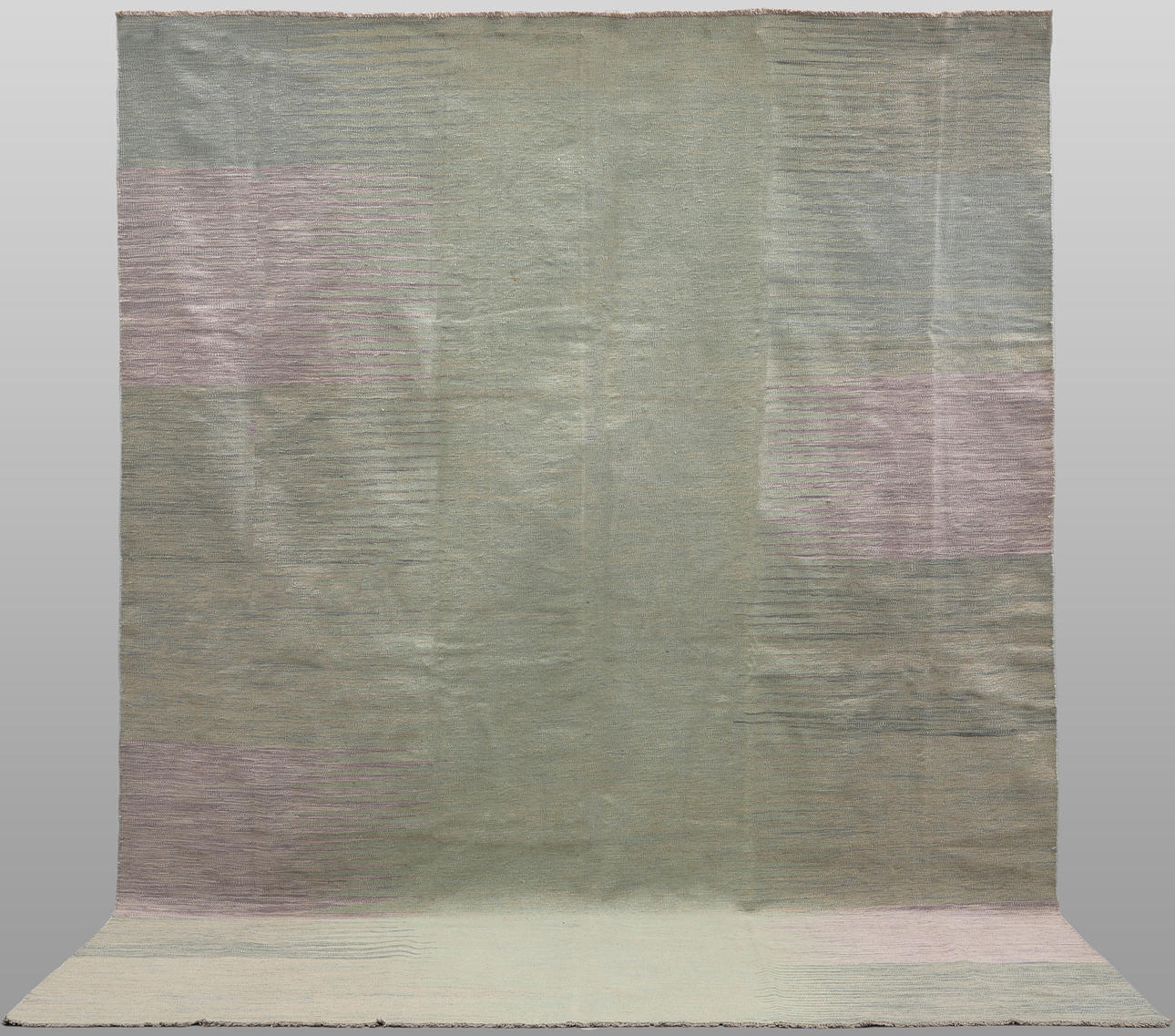 ORIENTMATTA. Kelim modern design, 336 x 235 cm.