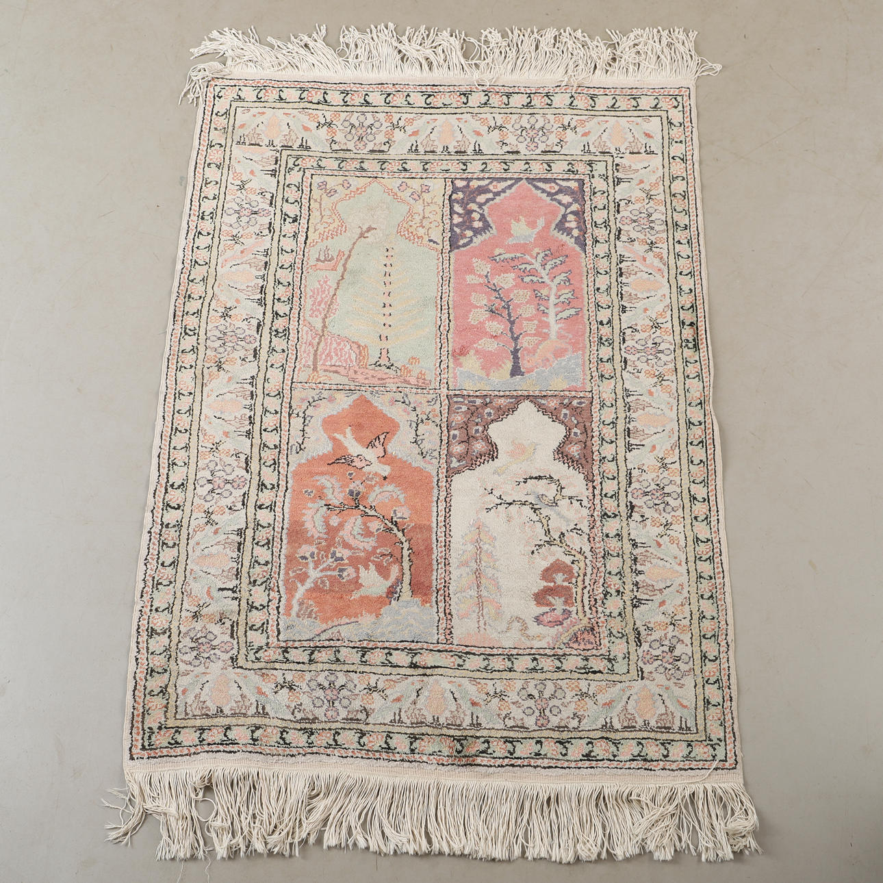MATTA, orientalisk, 128 x 91 cm.