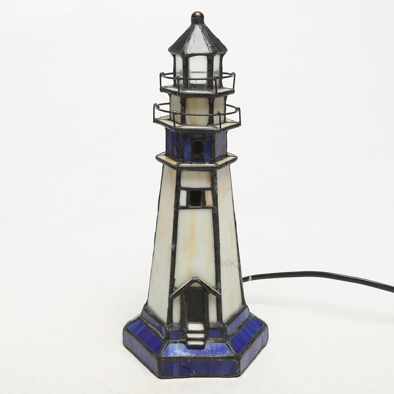 BORDSLAMPA, i form av fyr.