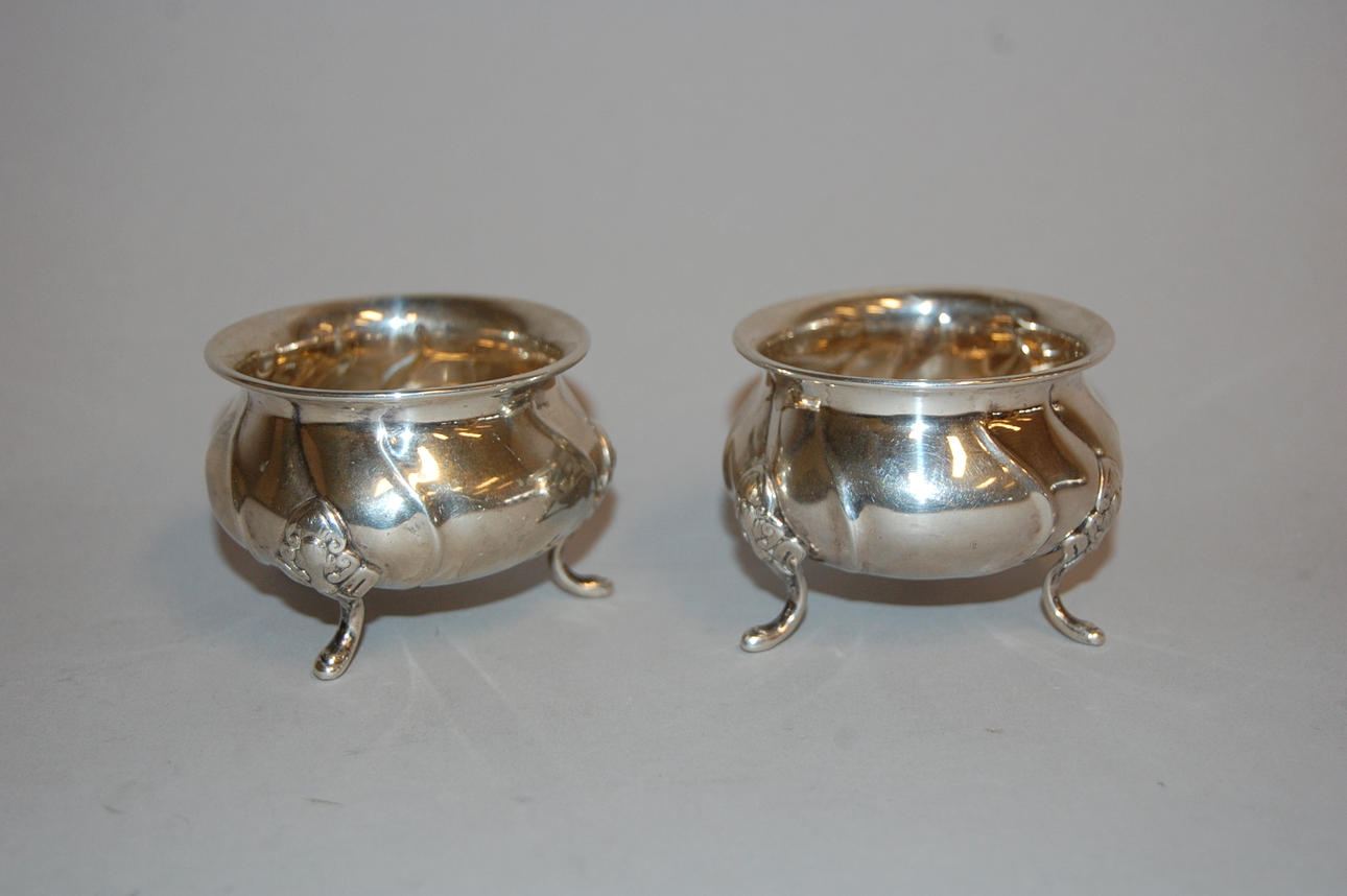 SALTKAR, 1 par, silver, rokokostil, stämplade Christian. F. Heise, Danmark, 1900-tal.