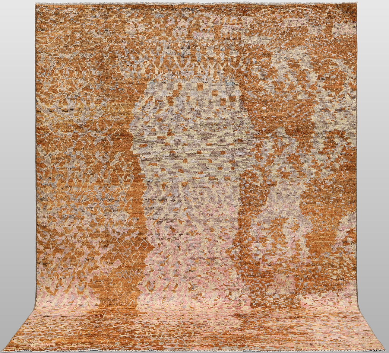 ORIENTAL RUG. Morocco design, 281 x 207 cm.