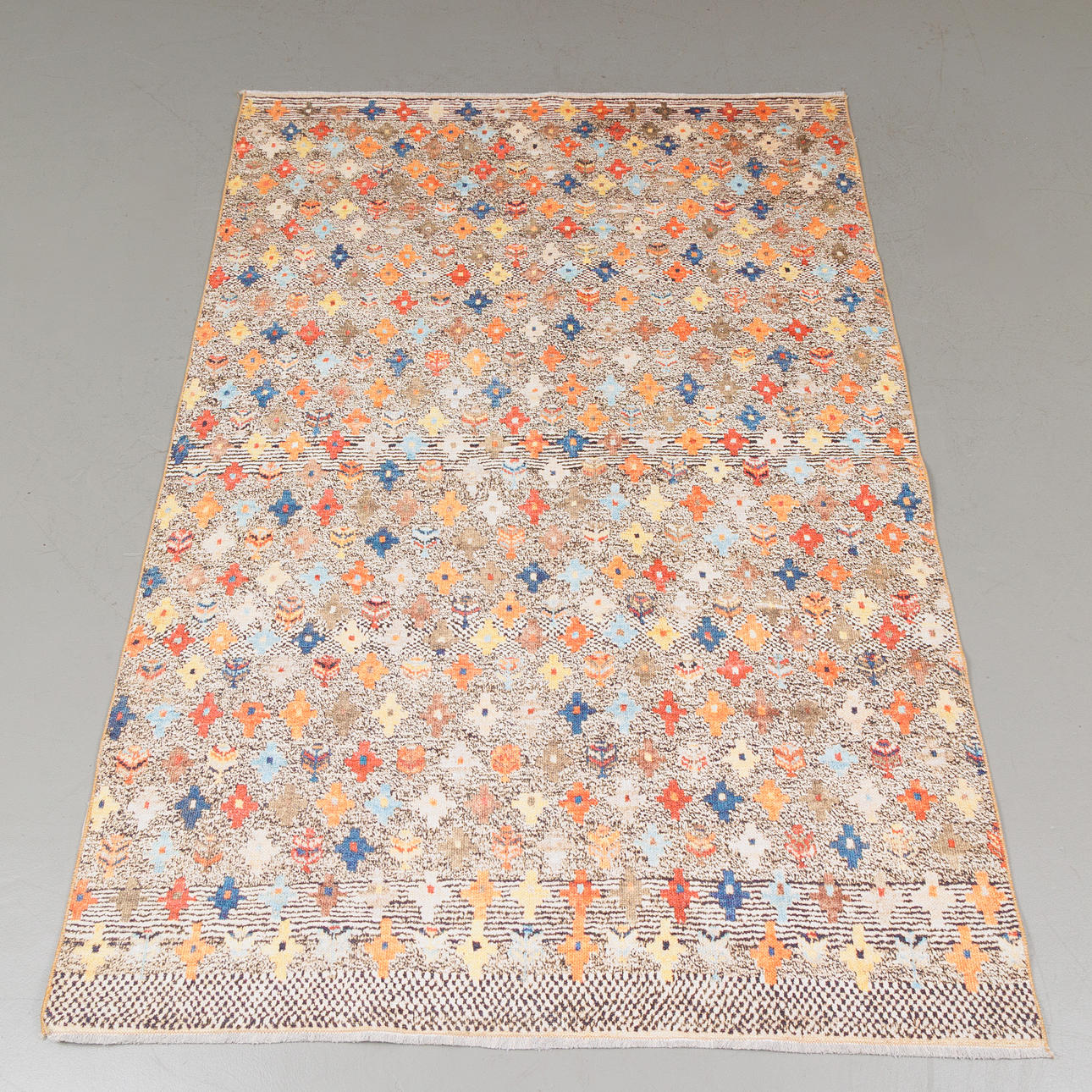 MATTA, 156x226 cm.