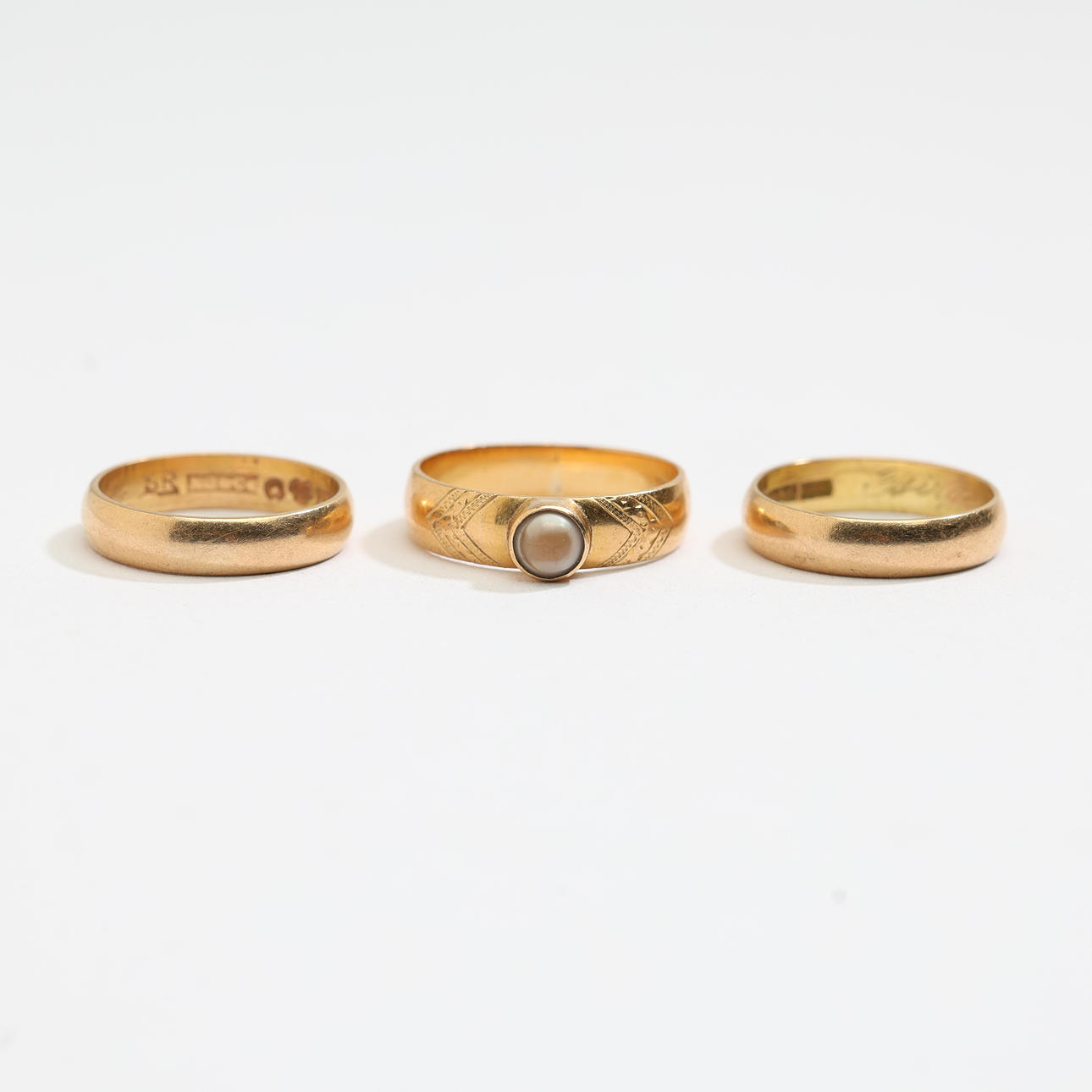 RINGAR, 3 st, 18K och 20K guld.