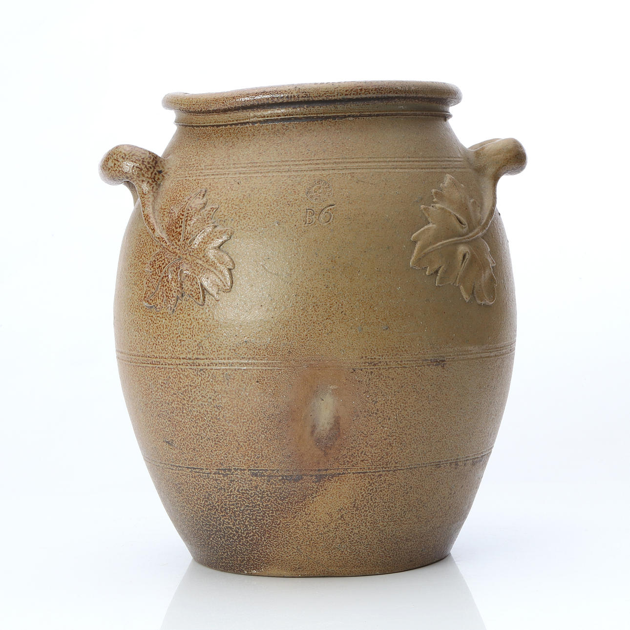 HELSINGBORG, JUG. Glazed ceramic. Marked B6. 1798-1830.