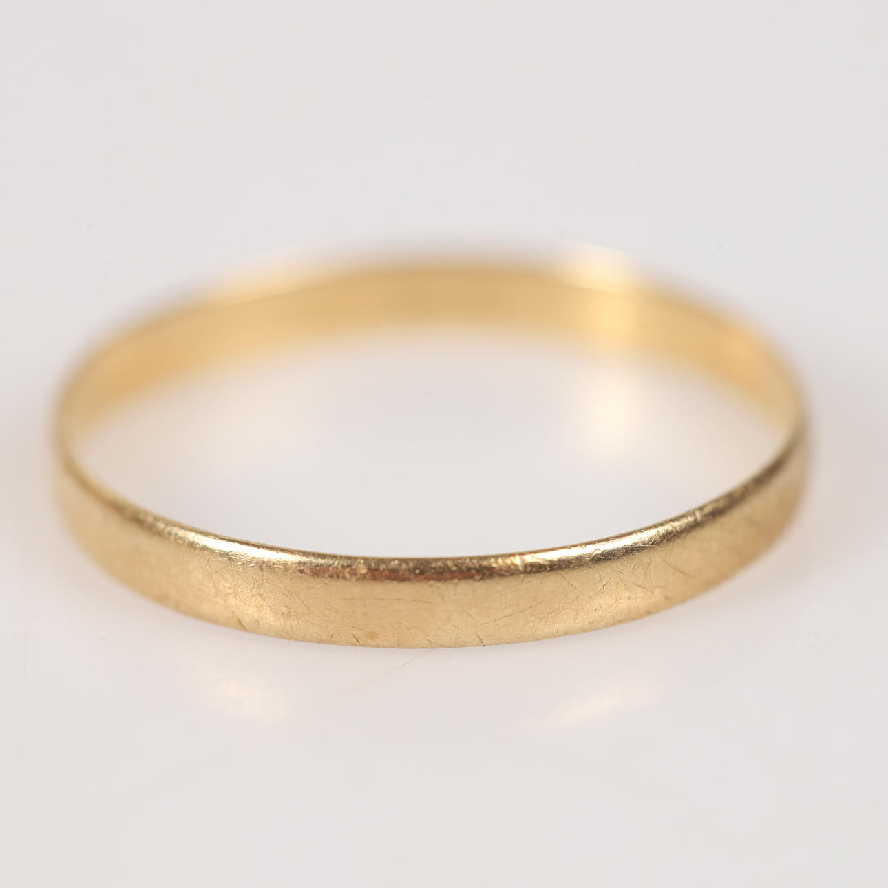 ALLIANSRING, 18 K guld.