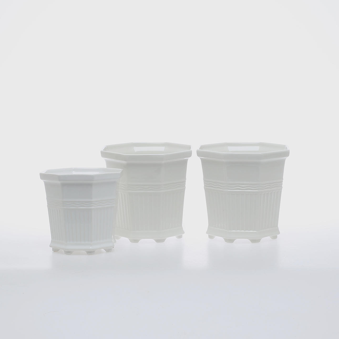 YTTERFODER, 3 st, porslin, "Prins Eugens Waldemarsudde", Gustavsberg.