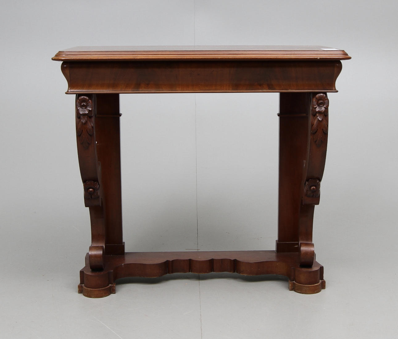 KONSOLBORD, mahogny, sekelskiftet 1800/1900.