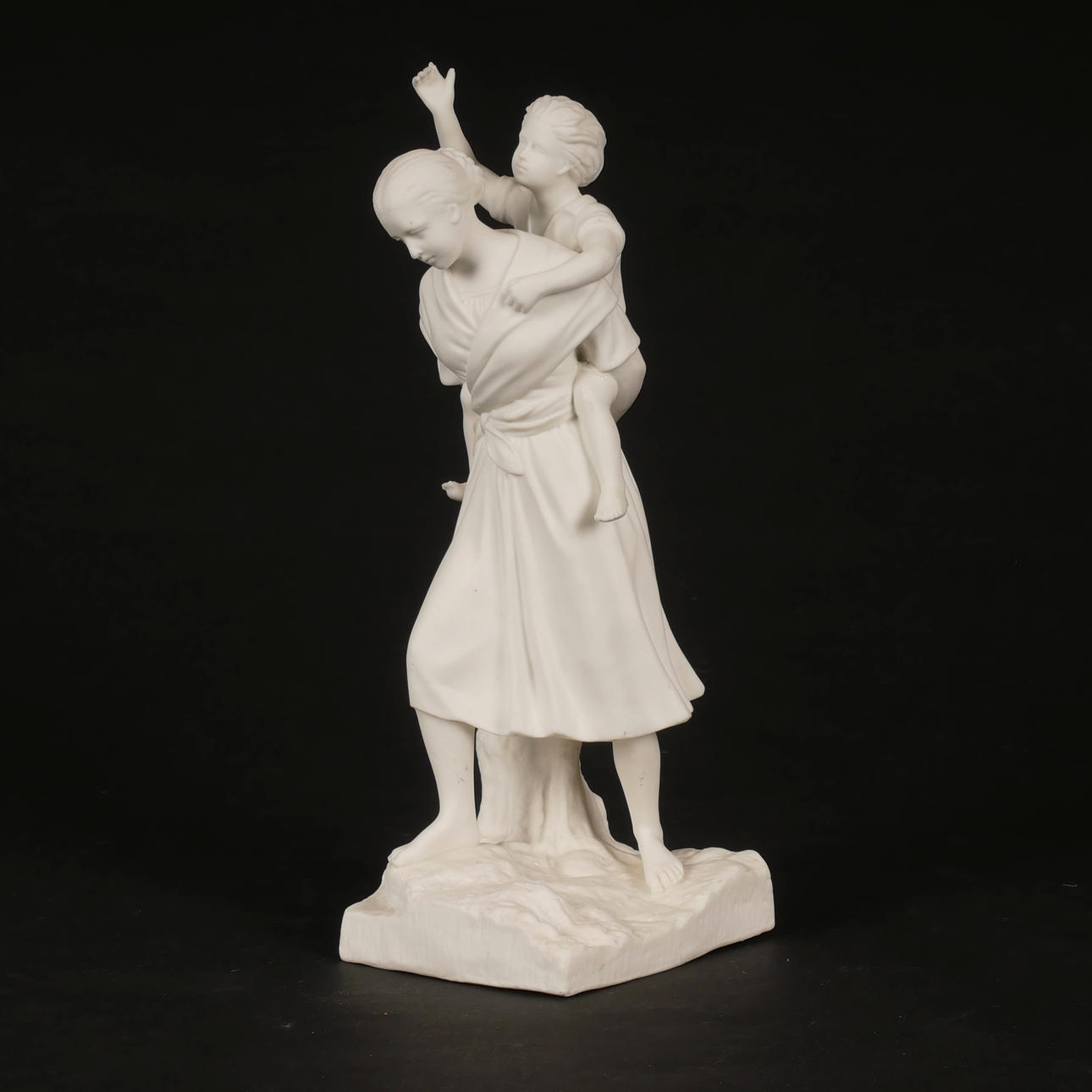 ADÈLE RUDENSCHÖLD. "Flicka med gosse", parian, Gustavsberg.