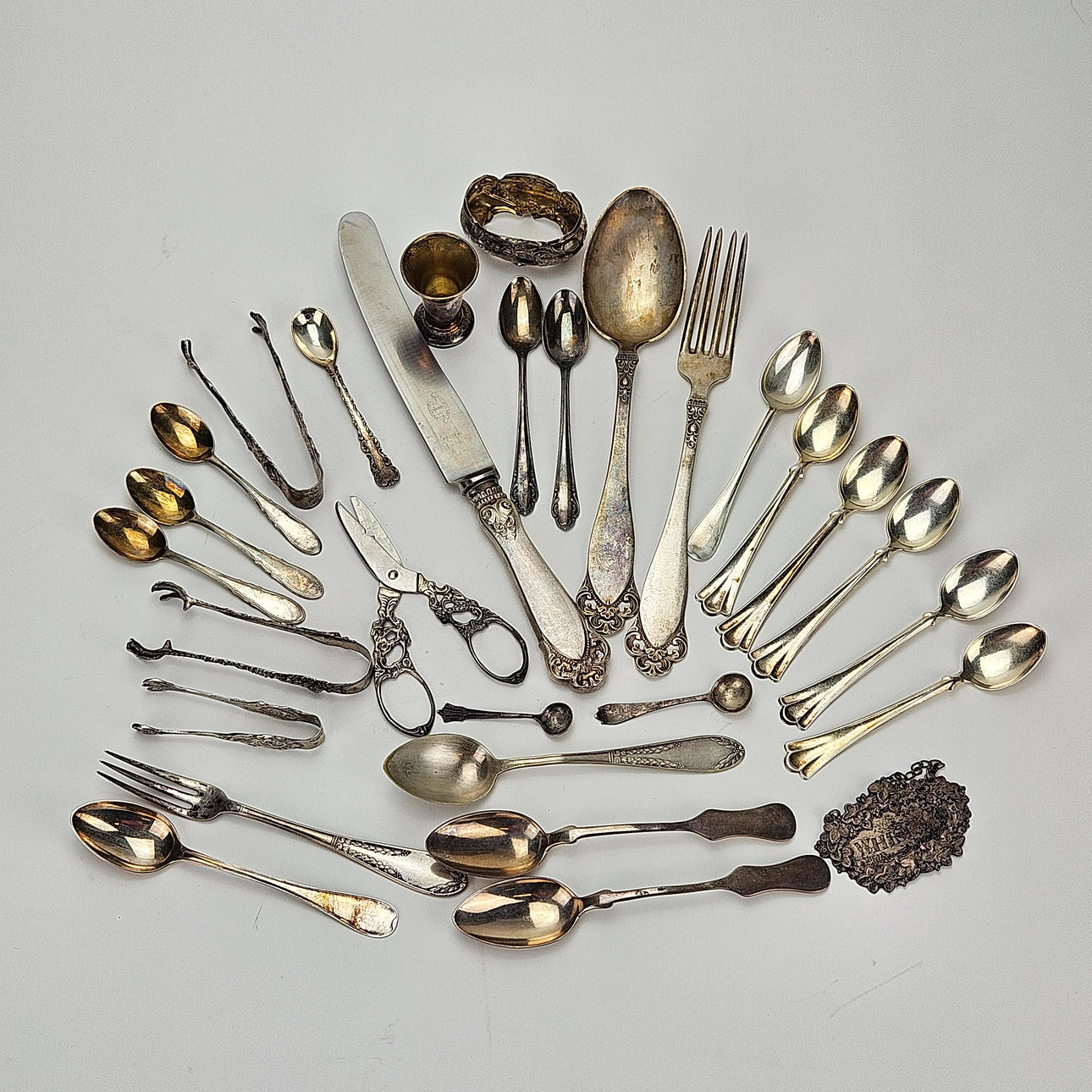 PARTI SILVER, total vikt ca. 499 gram.