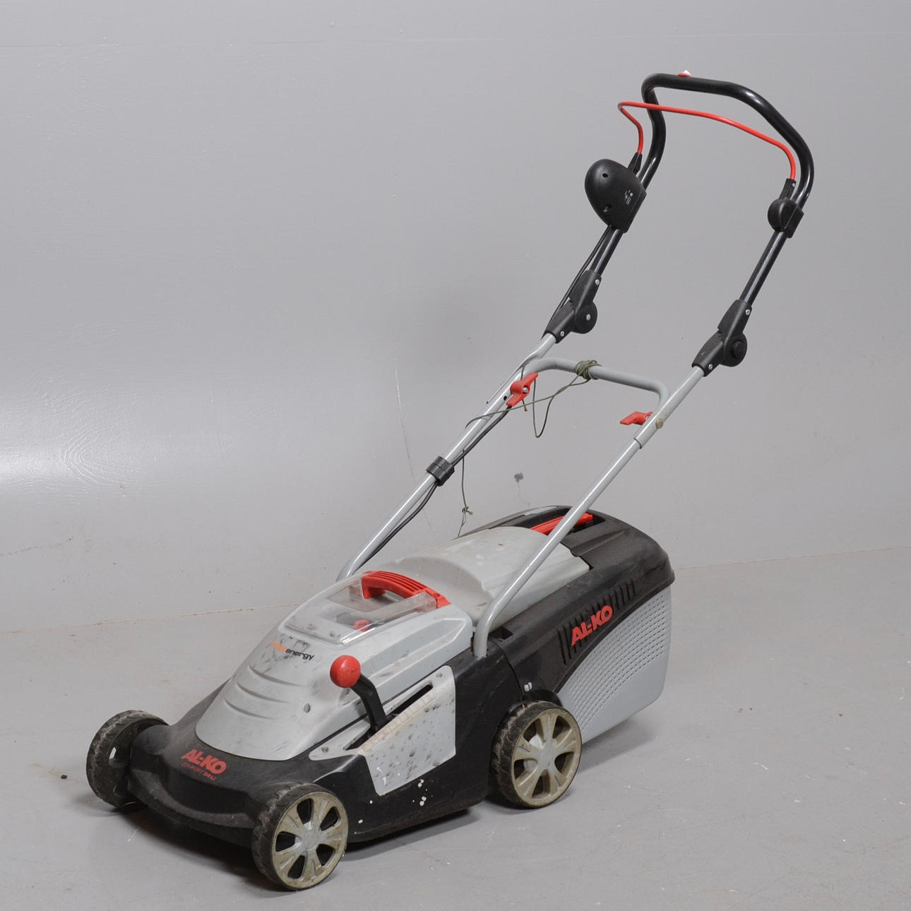 GRÄSKLIPPARE AL-KO.