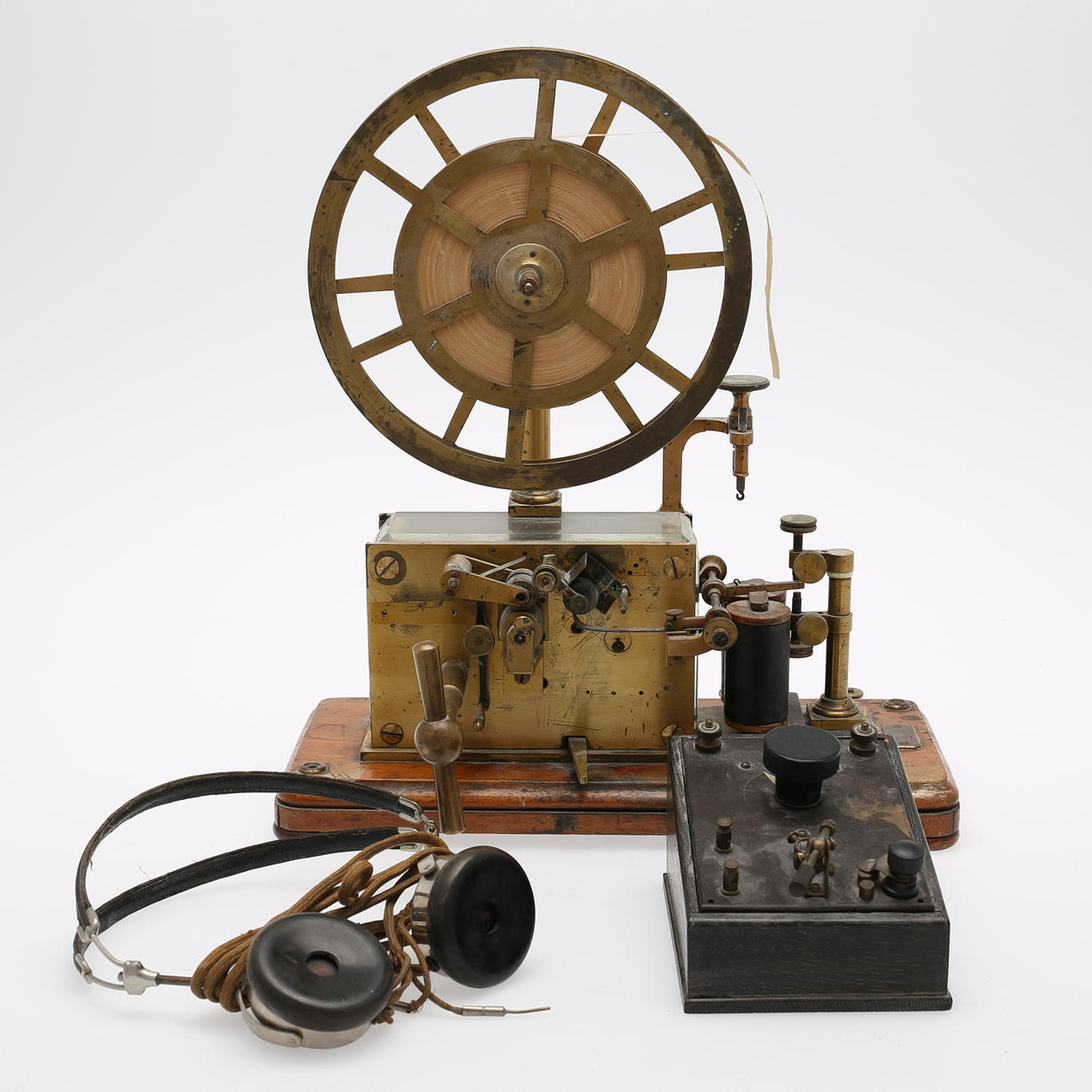 MORSETELEGRAF med NYCKEL, mässing.