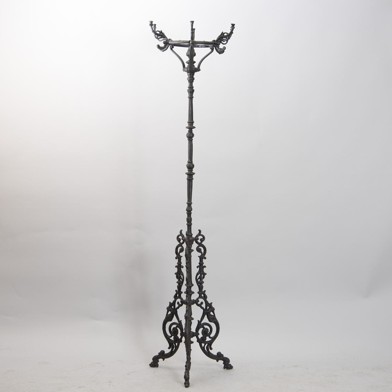 TAMBURMAJOR, gjutjärn, samtida.