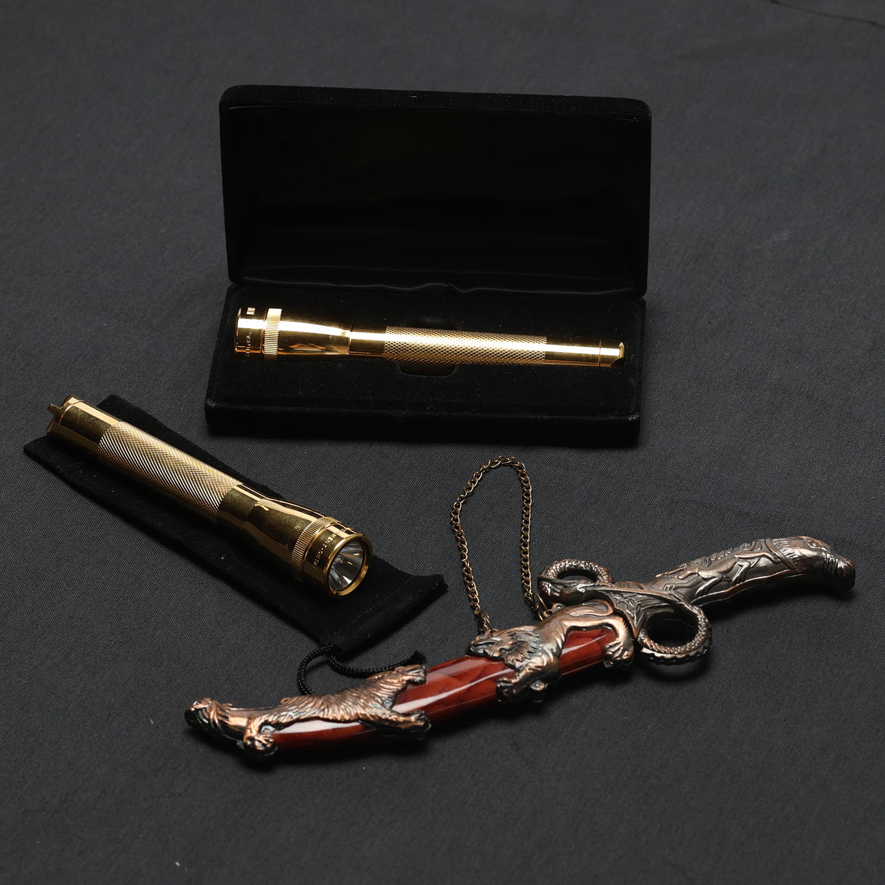 MINI MAGLITE, 2st. Dolk.
